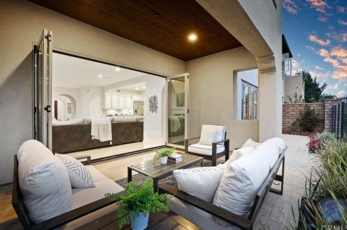 130 Long Fence, Irvine CA  92602-1807 exterior