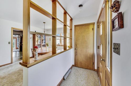 403 Tiffany Dr, Waukegan, IL 60085-3342
