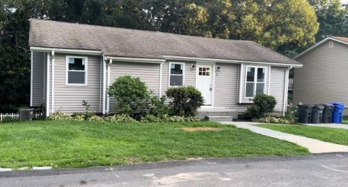21 Hill St, Providence, RI 02904-4516