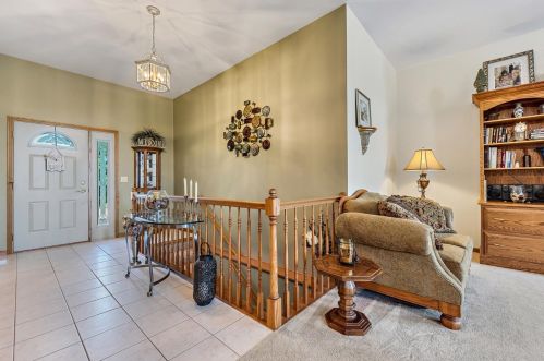 831 Shannon Dr, Crown Point IN  46307-8999 exterior