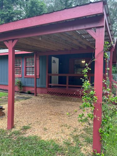 111 Hillcrest Dr, Stockbridge GA  30281-1764 exterior