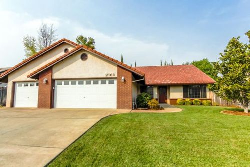 2160 Sophy Pl, Redding, CA 96003-7912
