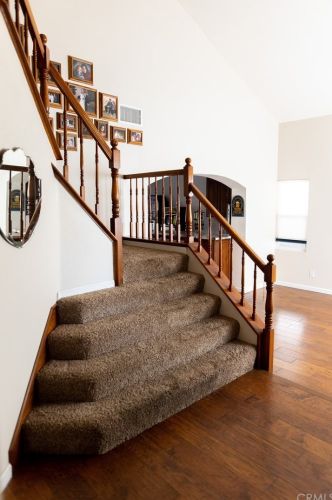 9127 Middlefield Dr, Riverside CA  92508-6261 exterior