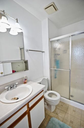 848 Naples Way, Aurora CO 80017-3170 exterior