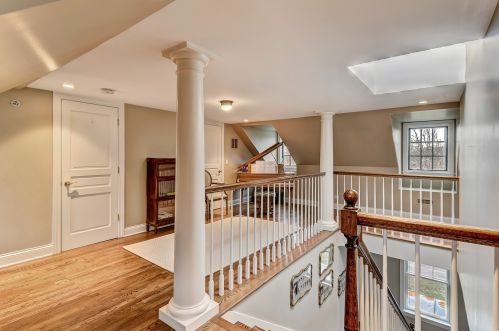 137 Oxford Ave, Willowbrook IL  60514-1151 exterior