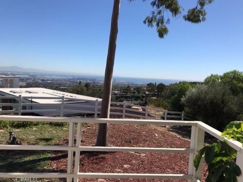 2824 Colt Rd, Palos Verdes Estates, CA 90275-6506