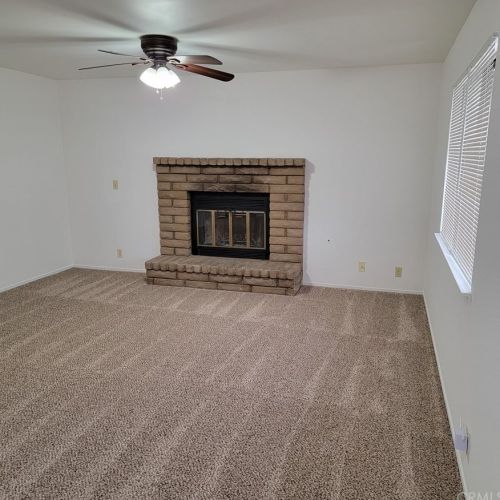 1126 Mono Ct, Ridgecrest, CA 93555-3021