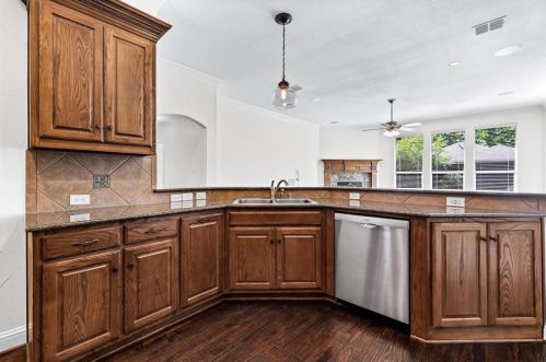 1508 Bluebonnet Way, Carrollton TX 75007-1216 exterior