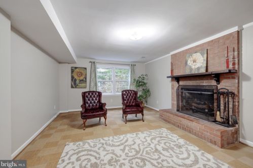 6401 Whippany Way, Springfield VA  22015-3428 exterior