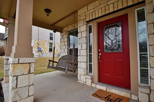 1065 Four Seasons Farm Dr, Uhland TX 78640-5765 exterior