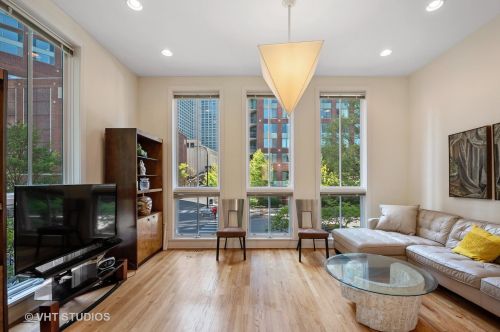 433 Mcclurg Ct, Chicago, IL 60611-4327