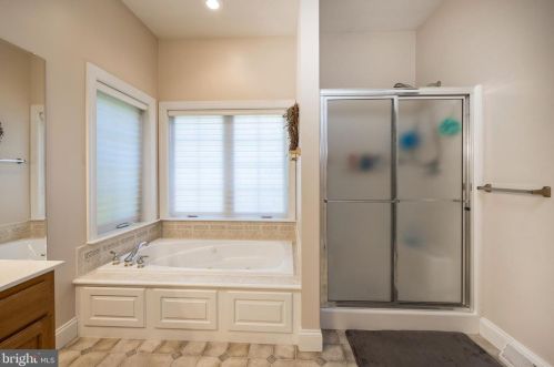 544 Bald Eagle Ct, Lancaster PA  17601-1180 exterior