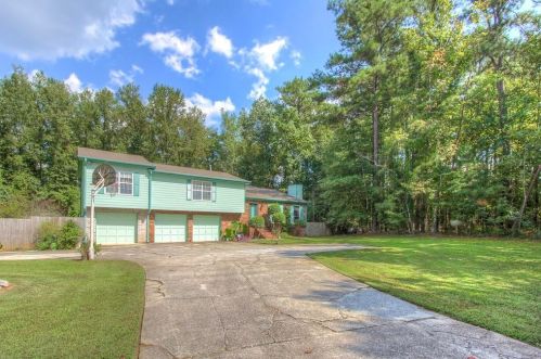 2240 Ebenezer Rd, Conyers, GA 30094-6210
