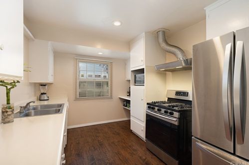 1904 Orange Ave, Anaheim CA  92804-3501 exterior