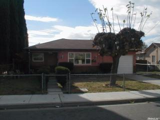 942 Vermont Ave, Turlock, CA 95380-5340