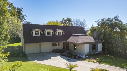10272 Shadyridge Dr, Santa Ana CA  92705-1567 exterior