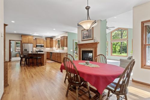 2200 Hadley St, Saint Paul MN  55119-5386 exterior