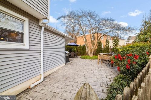 105 Ellis St, Tavistock NJ 08033-1826 exterior