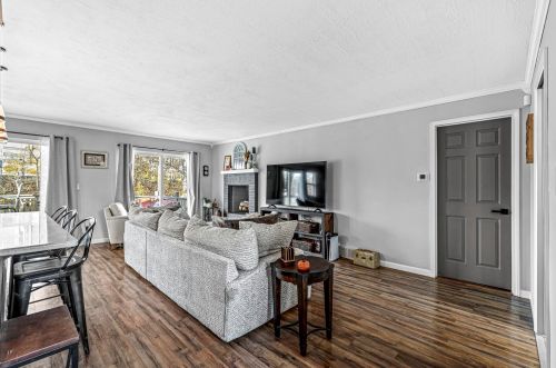 201 Troxel Ave, Elkhart, IN 46516-2078