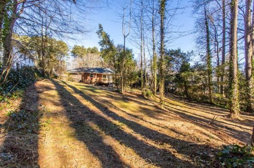 1879 Audubon Dr, Atlanta GA  30329-2706 exterior