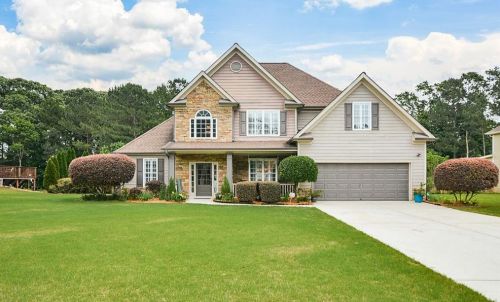 87 Country Club Ct, Hiram, GA 30141-5042