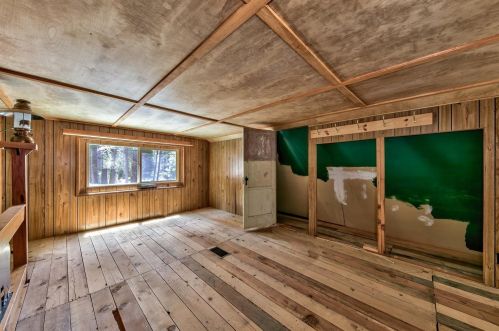 7500 Riv Rd, Truckee CA  exterior