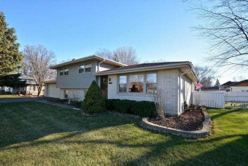 4357 142nd St, Crestwood, IL 60445-2201