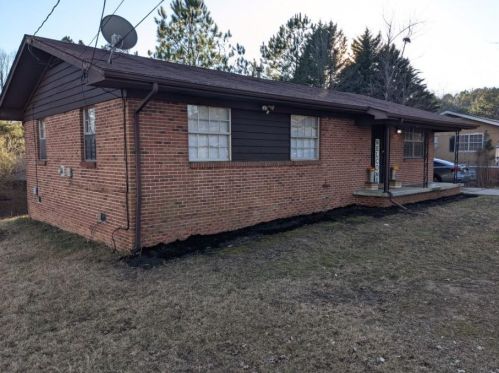 4076 Brewer Dr, Atlanta GA  30331-4354 exterior