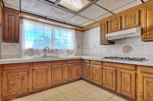 11273 Royal Palm Blvd, Riverside CA  92505-3648 exterior