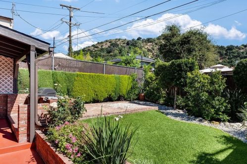1834 Alpha Rd, Glendale CA  91208-2134 exterior