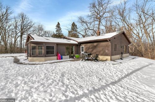7486 Davenport Rd, Princeton, MN 55371-7003