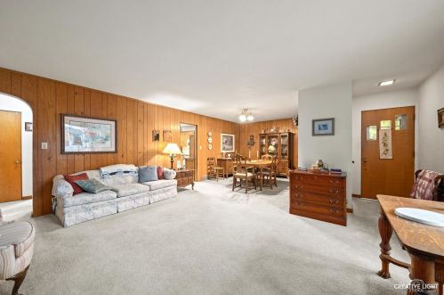 420 Washington St, Somonauk, IL 60552-9844