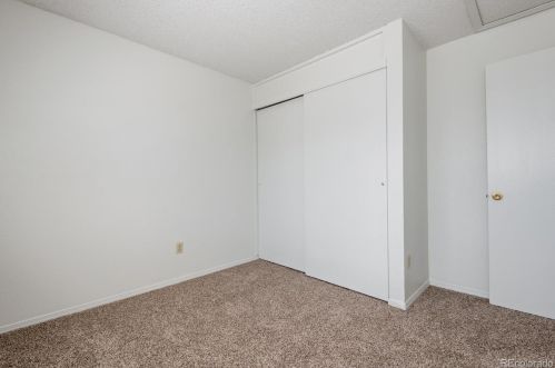 14602 Elk Pl, Denver CO 80239-5429 exterior