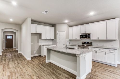 1308 Lagonda Ave, Fort Worth TX  76164-8614 exterior