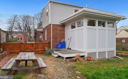 606 Gist Ave, Silver Spring MD 20910-4921 exterior