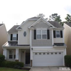 305 Founders Walk Dr, Cary, NC 27560-9504