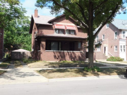 7342 Merrill Ave, Chicago, IL 60649-3209