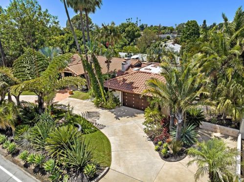 11411 Arroyo Ave, Santa Ana CA  92705-2469 exterior