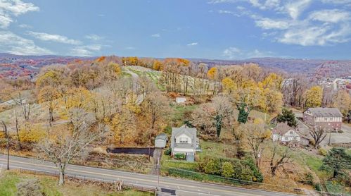1167 Hancock Ave, Vandergrift, PA 15690-2059