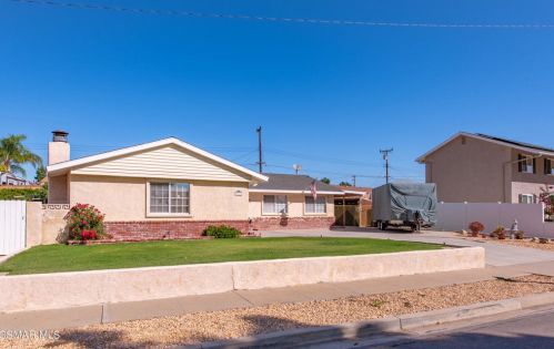 961 Watson Ave, Simi Valley, CA 93065-5255