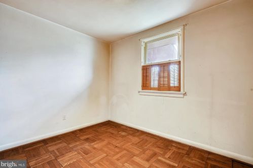 8407 Tahona Dr, Silver Spring MD 20903-3210 exterior