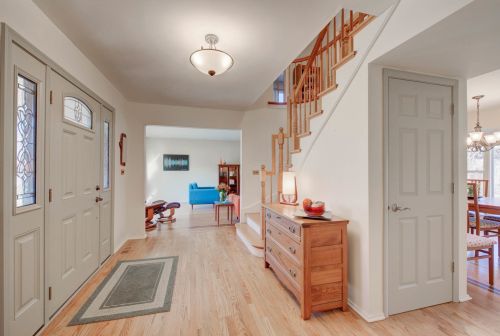 4464 Gettysburg Dr, Rolling Meadows, IL 60008-1104