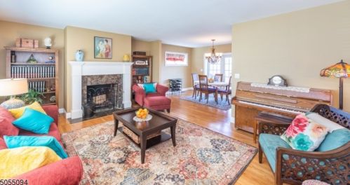5 Lakewood Dr, Mountain Lakes, NJ 07046-1724
