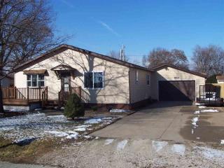 803 3rd St, Cleveland, IL 61241-9772