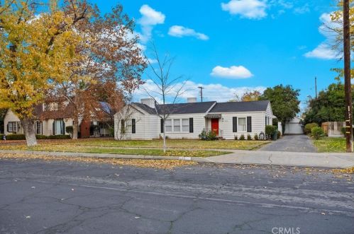185 22nd St, Merced, CA 95340-3942