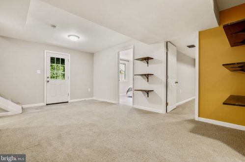 8412 Barron St, Silver Spring MD 20912-7247 exterior