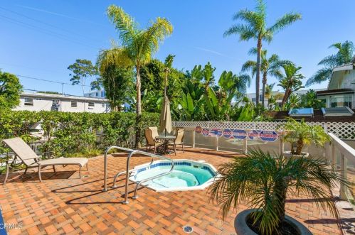 801 Ocean Ave, Santa Monica CA  90403-1020 exterior