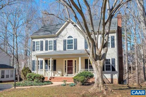 3016 Copper Knoll Rd, Charlottesville, VA 22911-7221