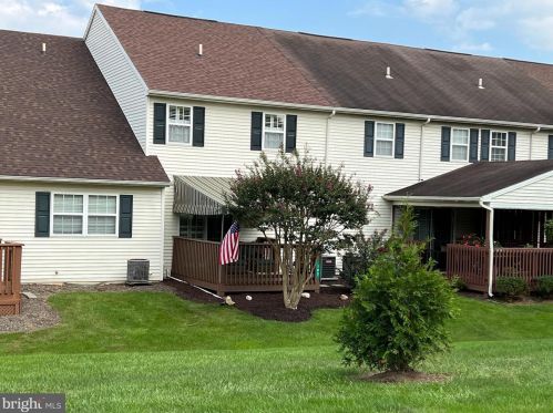 103 Sutherland Rd, Lancaster PA  17603-9020 exterior