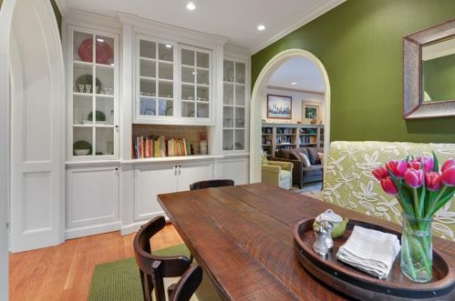 2482 Dellwood Dr, Atlanta GA  30305-4076 exterior